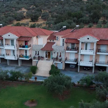Aparthotel Manto 2*