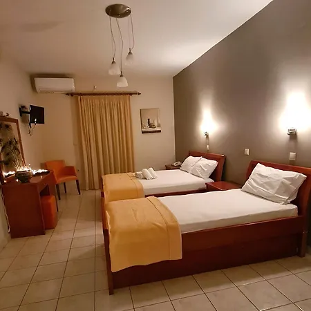 Manto Apartahotel 3*