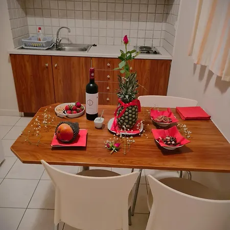 Aparthotel Manto Tirós