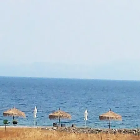 Manto Aparthotel 2*