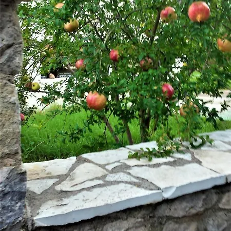 Manto Aparthotel